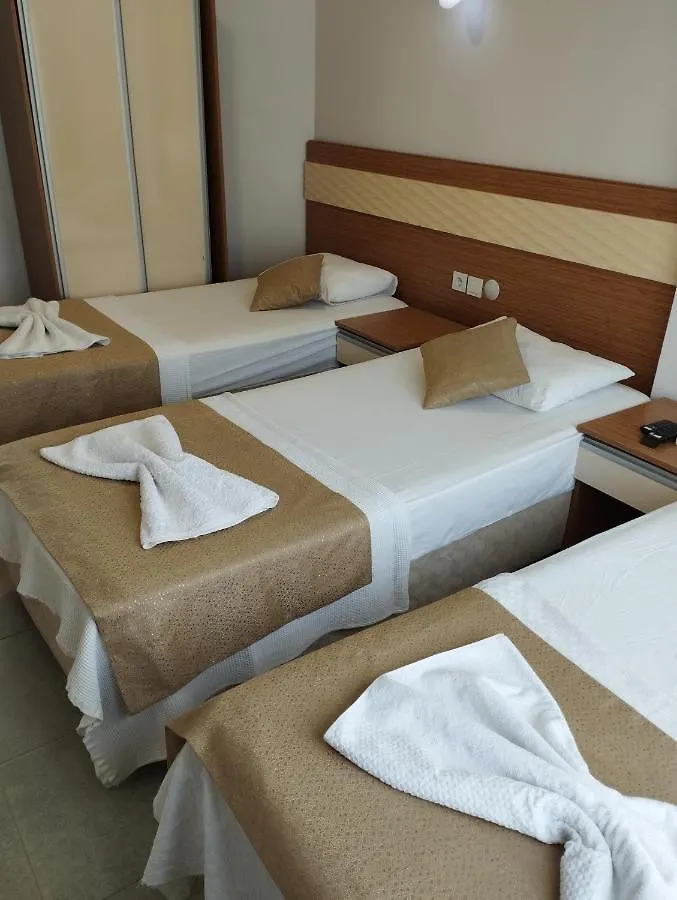 Soleil Hotel クシャダス 2*,